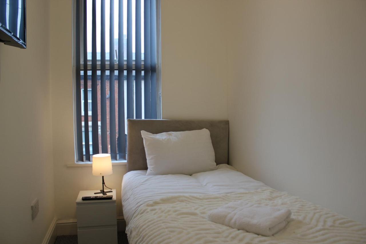 St Peter'S Shared House Hotel Birmingham Bagian luar foto