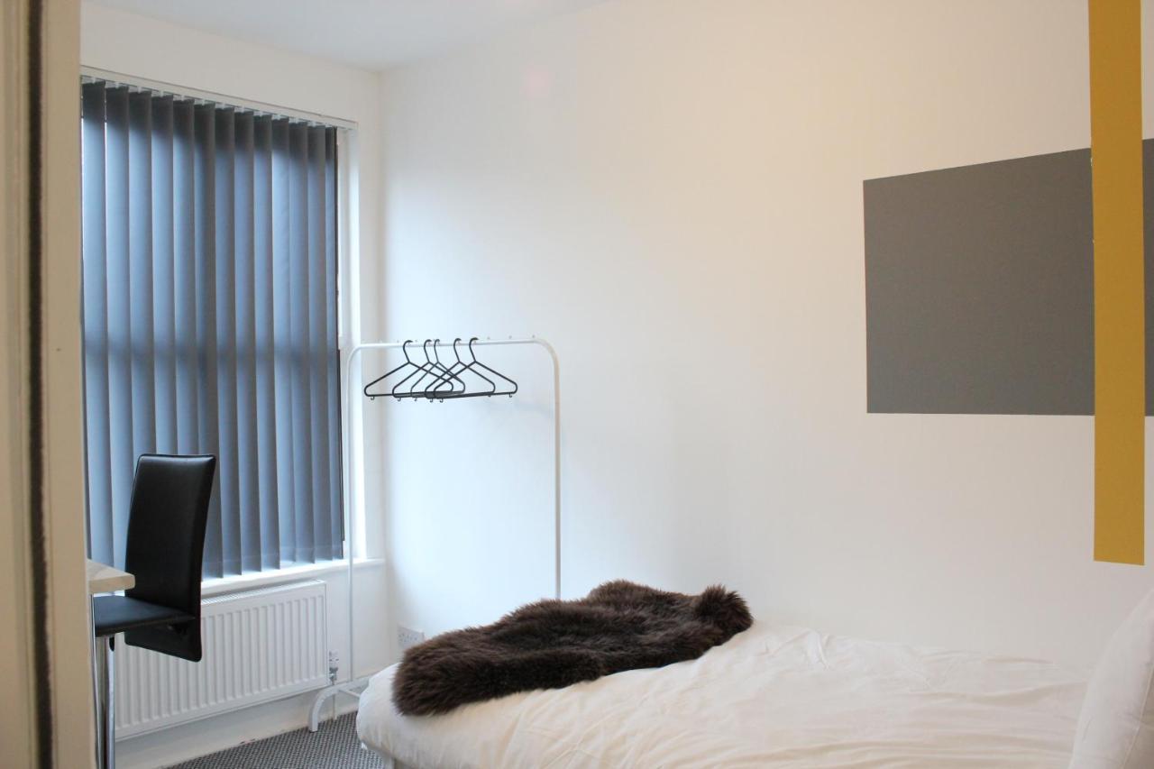 St Peter'S Shared House Hotel Birmingham Bagian luar foto
