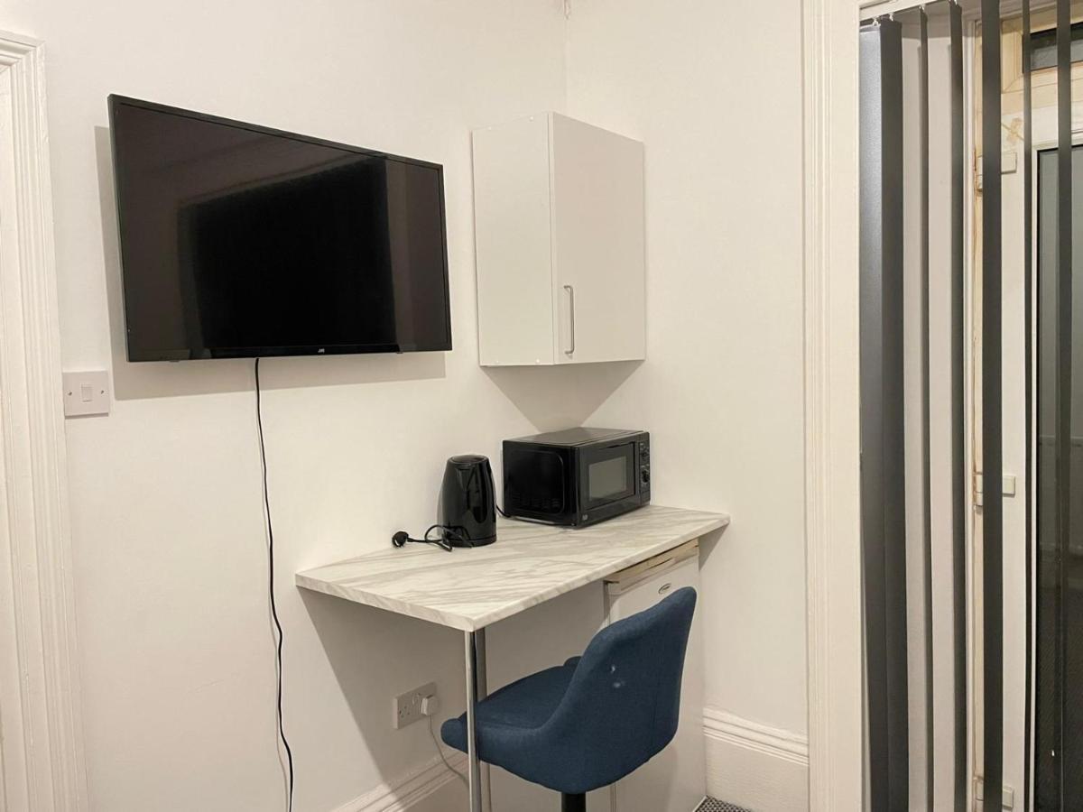 St Peter'S Shared House Hotel Birmingham Bagian luar foto