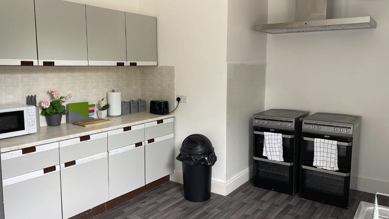 St Peter'S Shared House Hotel Birmingham Bagian luar foto